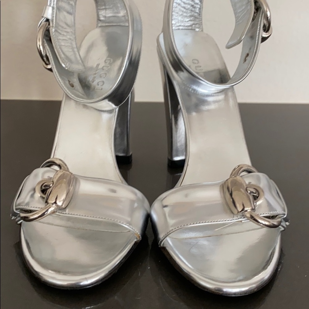 Gucci metallic silver ankle strap sandals